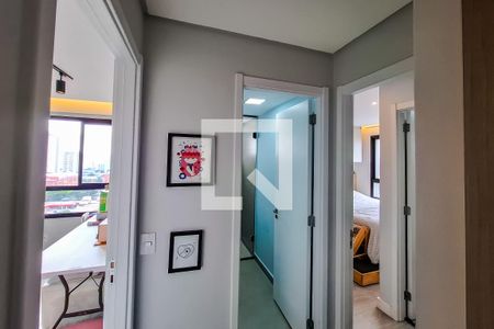 Corredor de apartamento para alugar com 2 quartos, 55m² em Vila Dom Pedro I, São Paulo