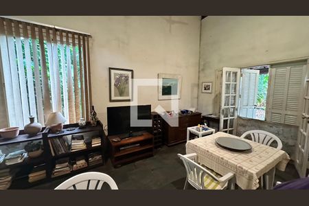 Sala de casa para alugar com 2 quartos, 1506m² em Vargem Grande, Rio de Janeiro