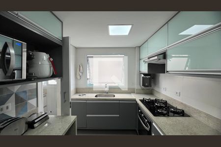 Cozinha de apartamento à venda com 1 quarto, 47m² em Cerqueira César, São Paulo
