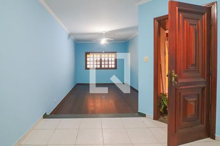 Sala de casa à venda com 3 quartos, 130m² em Vila Albano, São Paulo