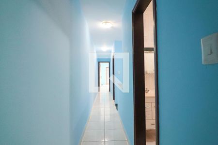 Corredor de casa à venda com 3 quartos, 130m² em Vila Albano, São Paulo