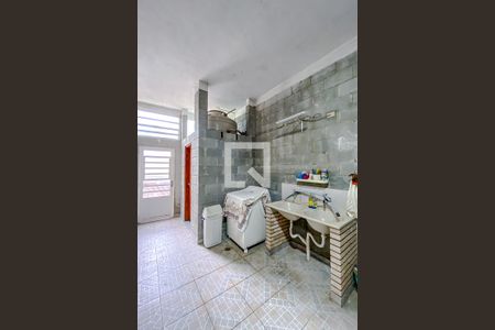 Área de Serviço de casa à venda com 3 quartos, 270m² em Vila Canero, São Paulo