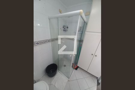 Banheiro de apartamento para alugar com 1 quarto, 33m² em Ilha Porchat, São Vicente
