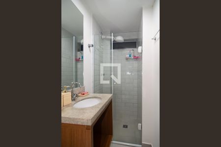 Banheiro  de kitnet/studio à venda com 1 quarto, 34m² em Bela Vista, São Paulo
