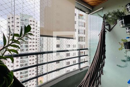 Varanda da Sala de apartamento à venda com 3 quartos, 76m² em Jardim Aida, Guarulhos