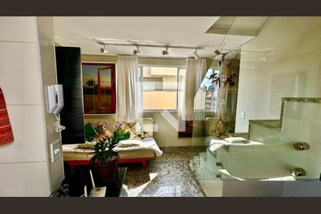 Sala  de apartamento à venda com 2 quartos, 80m² em Santa Efigênia, Belo Horizonte
