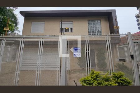 Fachada de casa para alugar com 3 quartos, 392m² em Higienópolis, Porto Alegre