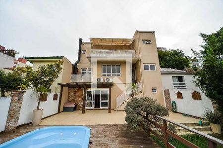 Quintal de casa para alugar com 3 quartos, 392m² em Higienópolis, Porto Alegre
