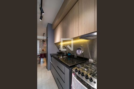 Cozinha de apartamento à venda com 2 quartos, 69m² em Parque Industrial Tomas Edson, São Paulo