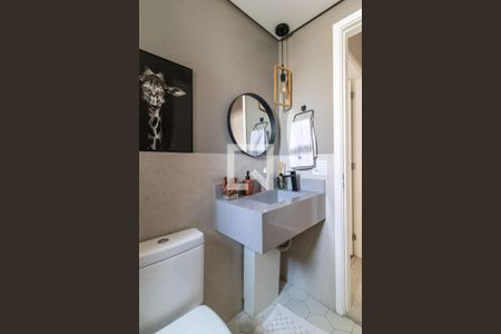 Banheiro de apartamento à venda com 2 quartos, 69m² em Parque Industrial Tomas Edson, São Paulo