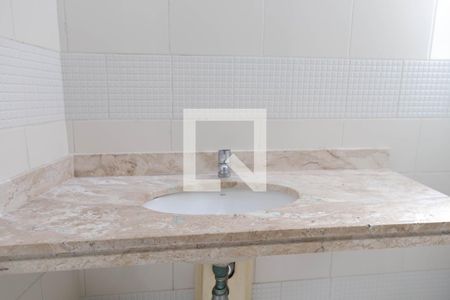 Banheiro de apartamento para alugar com 3 quartos, 57m² em Vila Augusta, Guarulhos