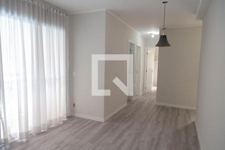 Sala de apartamento para alugar com 3 quartos, 57m² em Vila Augusta, Guarulhos