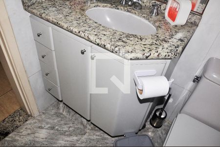 Banheiro Social de apartamento à venda com 3 quartos, 76m² em Jardim Iris, São Paulo