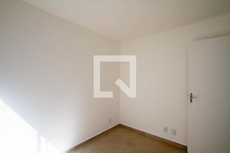 Quarto 1 de apartamento para alugar com 2 quartos, 40m² em Vila Graziela, Curitiba