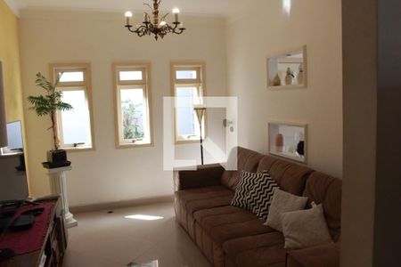 Sala de casa à venda com 3 quartos, 320m² em Jardim Franca, São Paulo