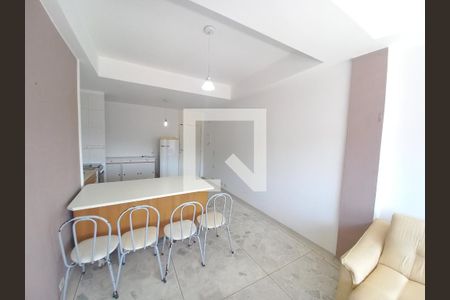 Sala/Cozinha de apartamento para alugar com 1 quarto, 45m² em Itararé, São Vicente