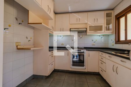 Cozinha de casa de condomínio para alugar com 3 quartos, 317m² em Camaquã, Porto Alegre