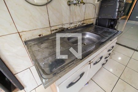 Cozinha de casa à venda com 2 quartos, 80m² em Conjunto Residencial José Bonifácio, São Paulo