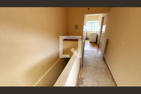 Corredor de casa para alugar com 2 quartos, 175m² em Vila Didi, Jundiaí
