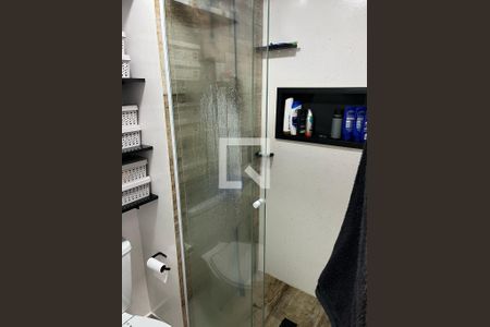 Banheiro de apartamento à venda com 2 quartos, 38m² em Barra Funda, São Paulo