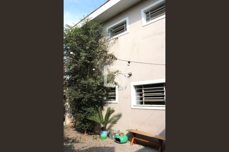 Quintal de casa à venda com 3 quartos, 175m² em Jardim Maraba(zona Sul), São Paulo