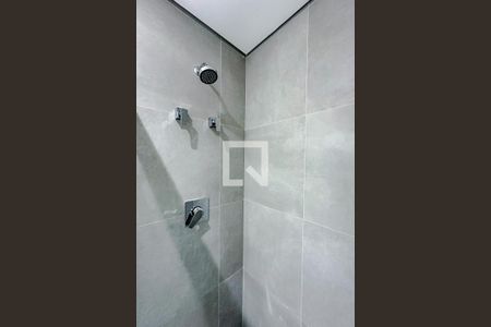 Banheiro de kitnet/studio para alugar com 1 quarto, 25m² em Vila Regente Feijó, São Paulo