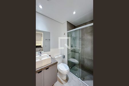 Banheiro de kitnet/studio para alugar com 1 quarto, 25m² em Vila Regente Feijó, São Paulo