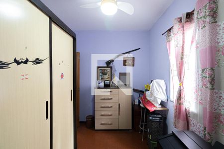 Casa 1 - Quarto 2 de casa à venda com 5 quartos, 170m² em Vila Londrina, São Paulo