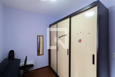 Casa 1 - Quarto 2 de casa à venda com 5 quartos, 170m² em Vila Londrina, São Paulo