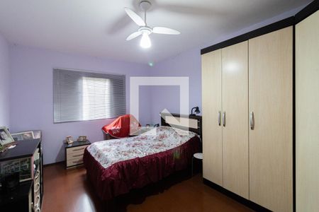 Casa 1 - Quarto 1 de casa à venda com 5 quartos, 170m² em Vila Londrina, São Paulo