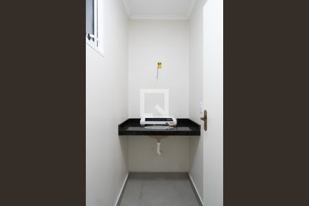 Banheiro de apartamento à venda com 1 quarto, 70m² em Azenha, Porto Alegre