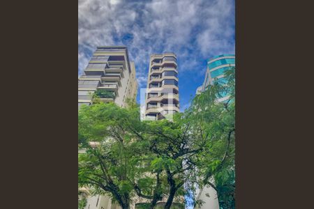 Fachada de apartamento para alugar com 3 quartos, 380m² em Centro, Florianópolis