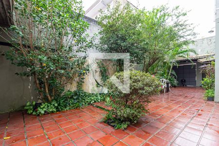 Quintal de casa à venda com 3 quartos, 167m² em Santo Amaro, São Paulo