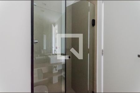 Banheiro de kitnet/studio para alugar com 1 quarto, 25m² em Vila Mariana, São Paulo