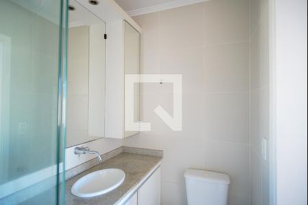 Banheiro da Suíte de apartamento para alugar com 2 quartos, 67m² em Rio Branco, Porto Alegre