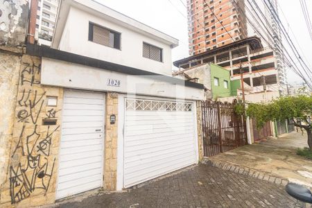 Fachada  de casa à venda com 3 quartos, 260m² em Cambuci, São Paulo