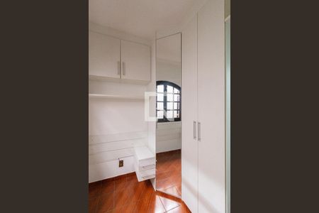 Quarto 2 de casa à venda com 4 quartos, 239m² em Santo Antônio, Osasco