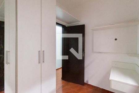 Quarto 2 de casa à venda com 4 quartos, 239m² em Santo Antônio, Osasco