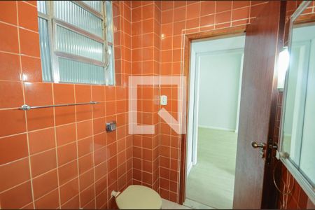 Banheiro de apartamento à venda com 1 quarto, 50m² em Estácio, Rio de Janeiro