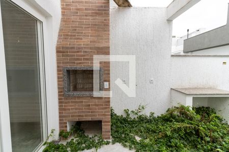 Quintal de casa de condomínio à venda com 3 quartos, 105m² em Aberta dos Morros, Porto Alegre