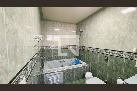 Banheiro da Suíte de casa à venda com 3 quartos, 121m² em Vila Sao Paulo, Jundiaí