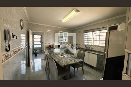 Cozinha de casa à venda com 3 quartos, 121m² em Vila Sao Paulo, Jundiaí