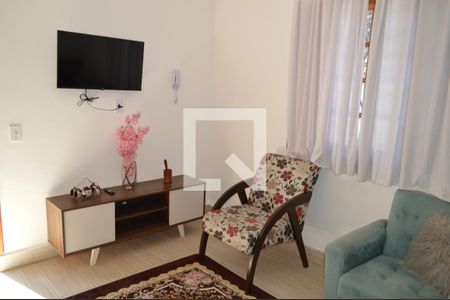 Sala e Cozinha de kitnet/studio para alugar com 1 quarto, 28m² em Mirandópolis, São Paulo