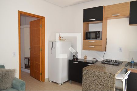 Sala e Cozinha de kitnet/studio para alugar com 1 quarto, 28m² em Mirandópolis, São Paulo