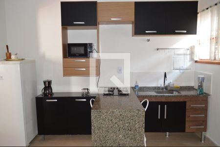 Sala e Cozinha de kitnet/studio para alugar com 1 quarto, 28m² em Mirandópolis, São Paulo