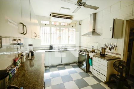 Cozinha de casa à venda com 8 quartos, 1884m² em Tijuca, Rio de Janeiro