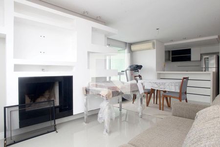 Sala de apartamento à venda com 2 quartos, 75m² em Petrópolis, Porto Alegre