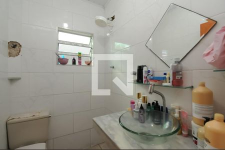Banheiro Social de casa à venda com 2 quartos, 175m² em Jardim Independencia, São Bernardo do Campo