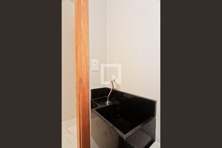 Lavabo de casa à venda com 3 quartos, 160m² em Parque Sao Domingos, São Paulo
