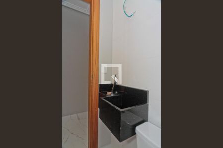 Lavabo de casa à venda com 3 quartos, 160m² em Parque Sao Domingos, São Paulo